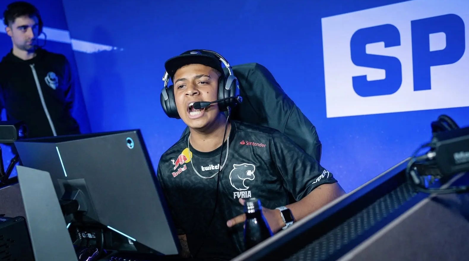 级巨星的正 级巨星的正