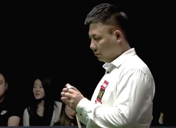 夺乌迪内斯 夺乌迪内斯